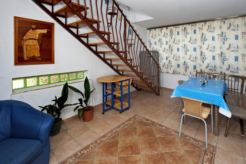 Elena Apartment *